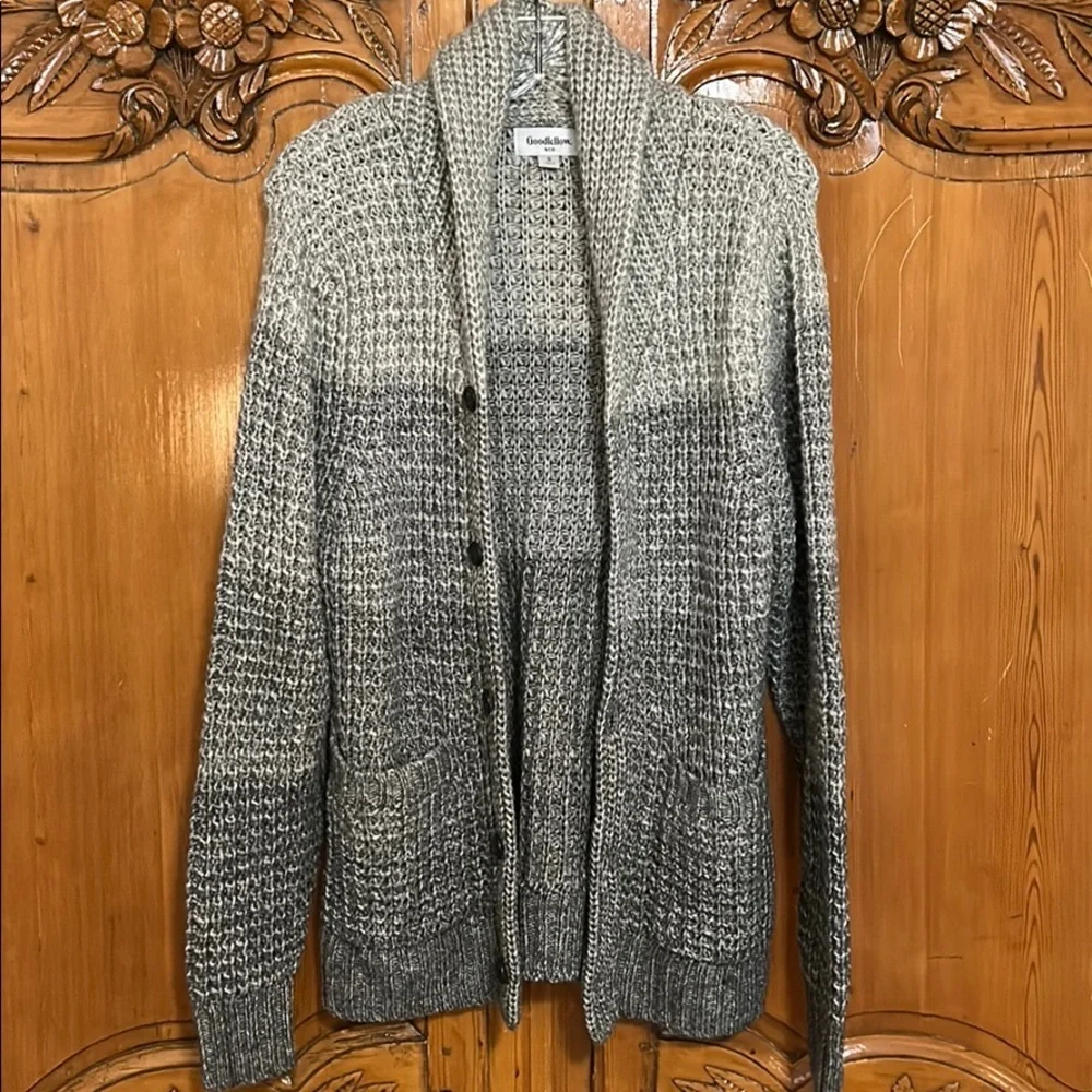 5 Button Gray Ombre Cardigan Sweater Shawl Collar
